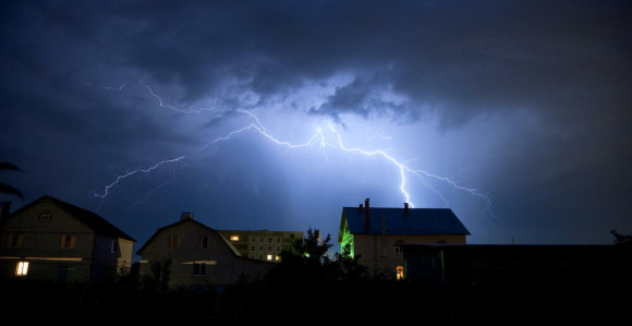 Мушкарац страдао од удара грома, један лакше повријеђен