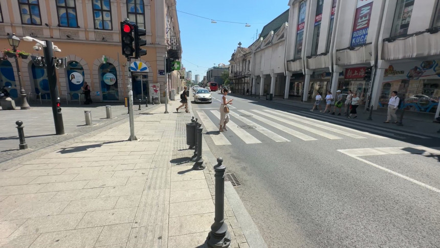 Beograd: Građani traže osvježenje na Dunavskom keju