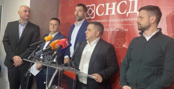 Igra moći između Igora Dodika i Vlade Đajića 