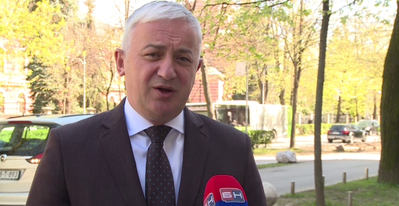 Dodik ima strah od "Vijadukta", svi tragovima vode prema njemu