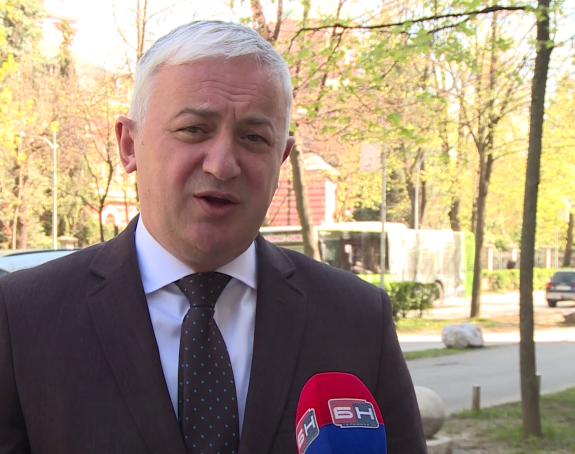 Dodik ima strah od "Vijadukta", svi tragovima vode prema njemu