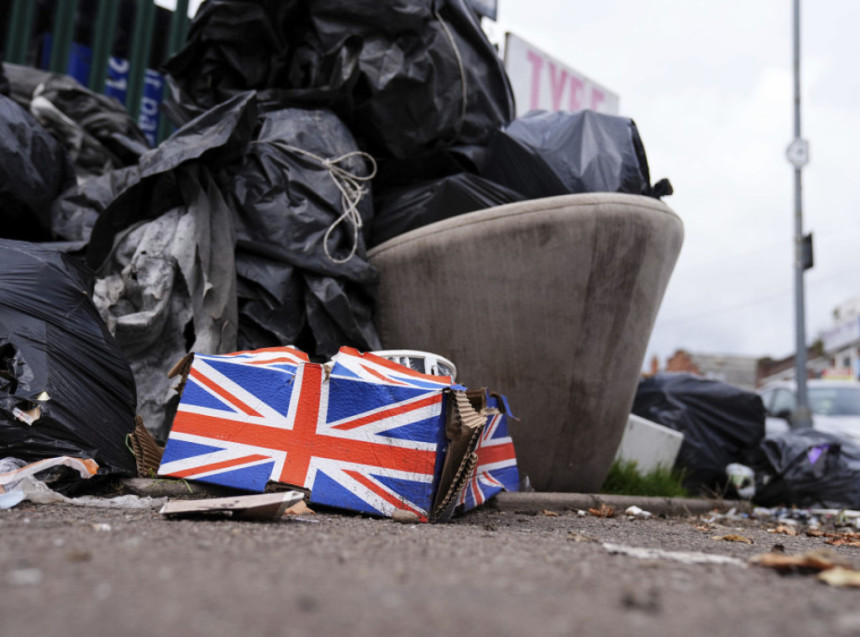 Рођака британских принчева пронађена мртва у кући