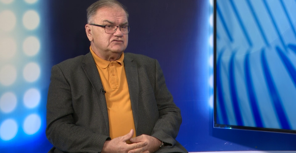 На сцени позната СНСД крилатица: "Држ'те лопова, док ми крадемо"?!