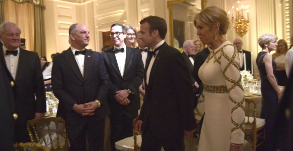 Она тврди да је Брижит мушкарац, Макрон је тужио (ВИДЕО)