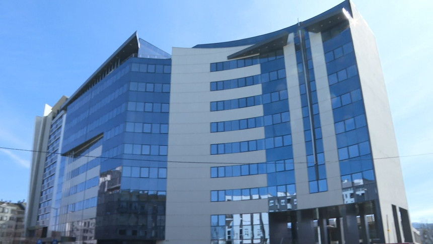 Kum kumu završio posao - Prodata UIO Radišićeva zgrada