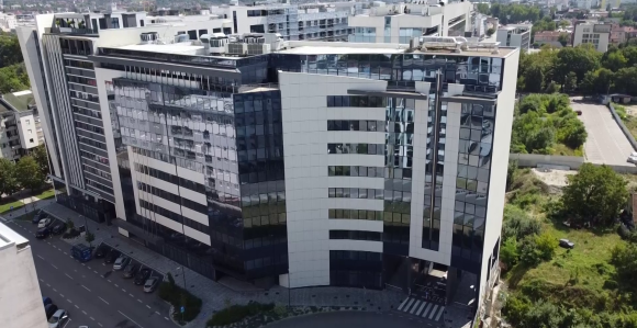 Kum napokon odriješio kesu - kumu 100 miliona KM za zgradu