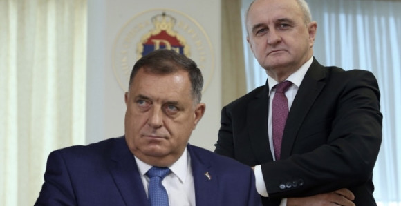 Udarac iz Čelinca: Koalicija Dodika i Đokića počela pucati