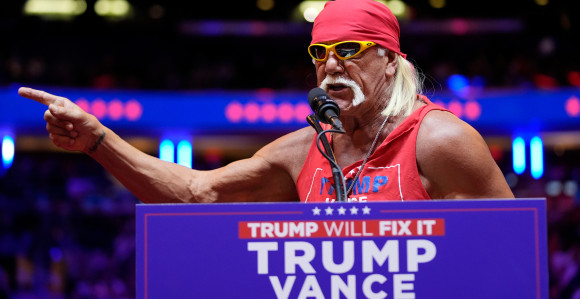 Tramp se dirljivim riječima oprostio od Hulka Hogana