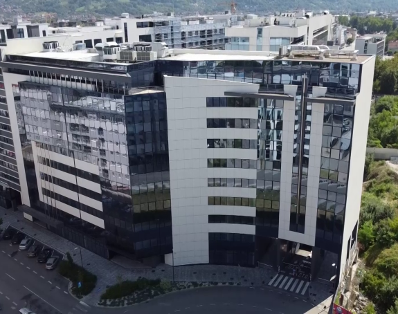 Кум напокон одријешио кесу - куму 100 милиона КМ за зграду