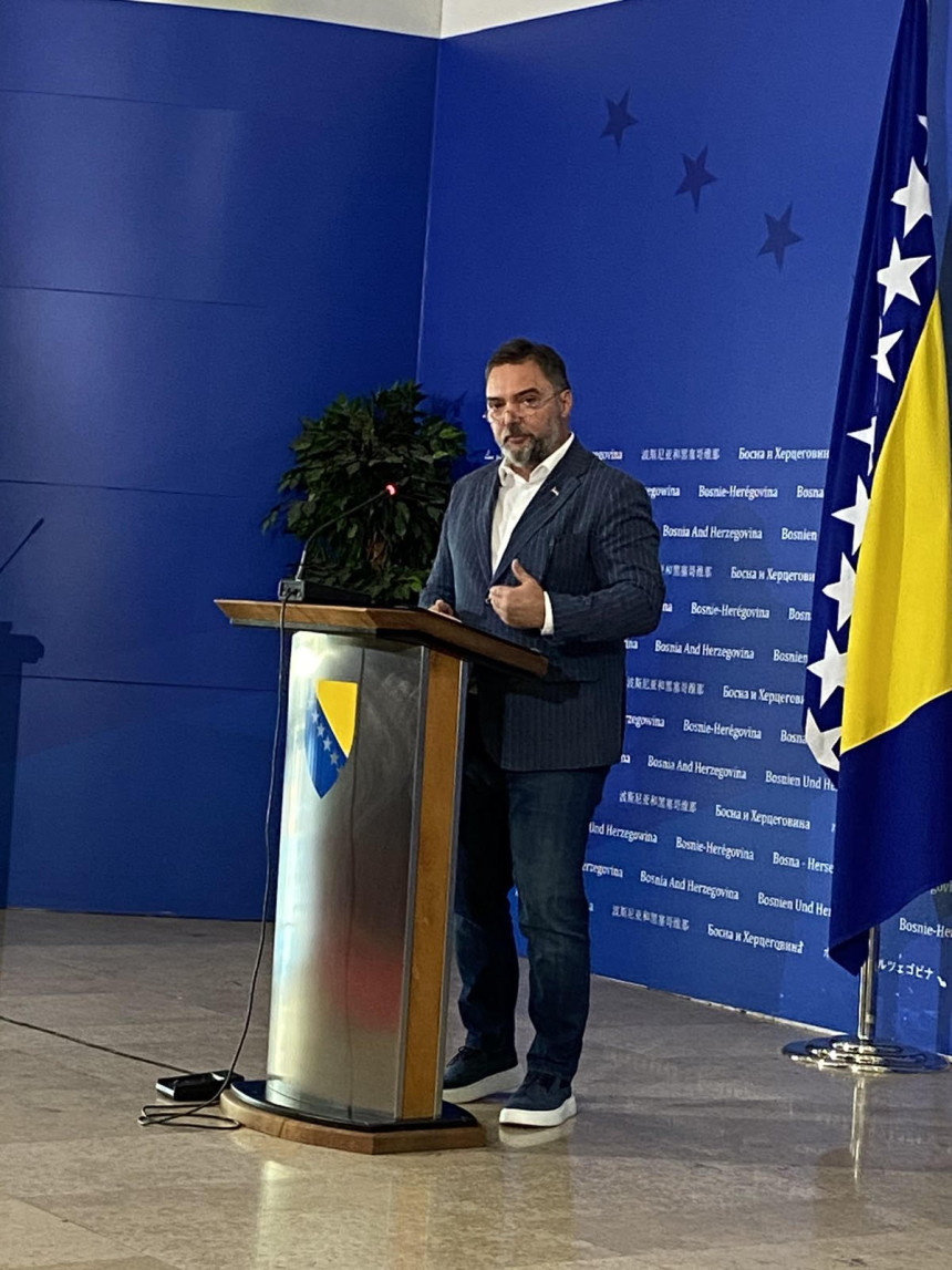 Ministri nikome ne odgovaraju i nikome ne polažu račune