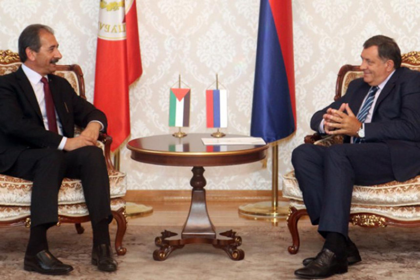 Nekad priznaje Palestinu, a nekad ne - Milorad Dodik