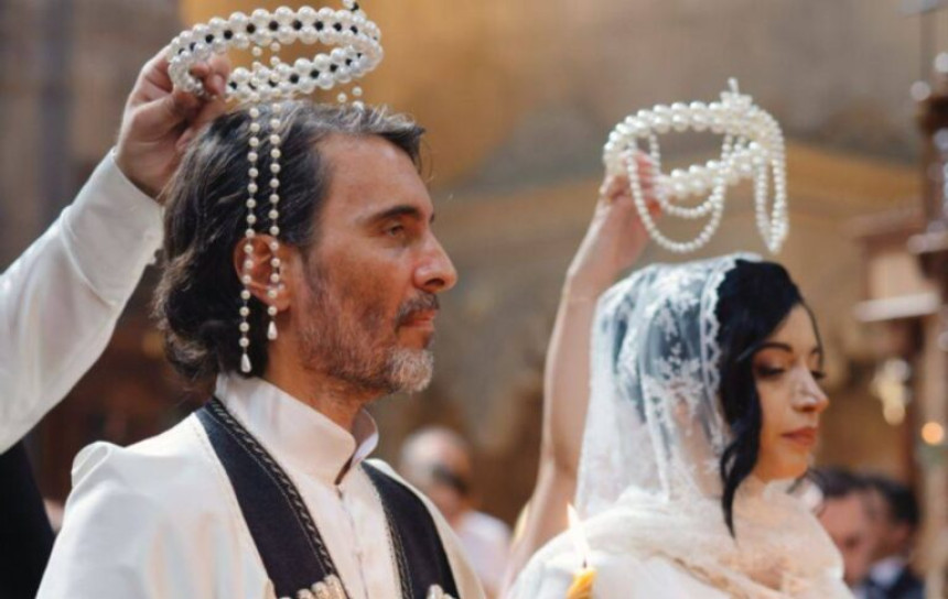 Oženio se sin Sofije Loren, prešao u pravoslavlje (video)