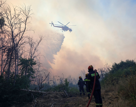Apokaliptični požari haraju Evropom, hiljade ljudi bježi