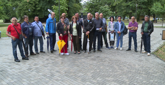 Radnici Nove drvne industrije Vrbas traže uplatu doprinosa