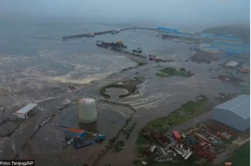 Jak zemljotres u Rusiji izazvao cunami, Japan i Havaji naredili evakuaciju (VIDEO)