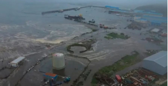 Jak zemljotres u Rusiji izazvao cunami, Japan i Havaji naredili evakuaciju (VIDEO)