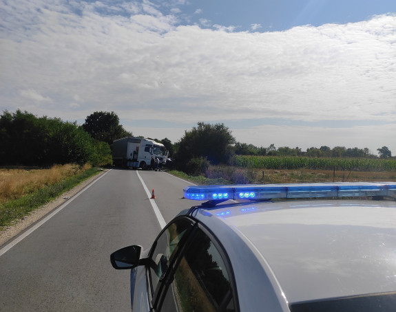 Удес код Бијељине, блокиран саобраћај према Брчком