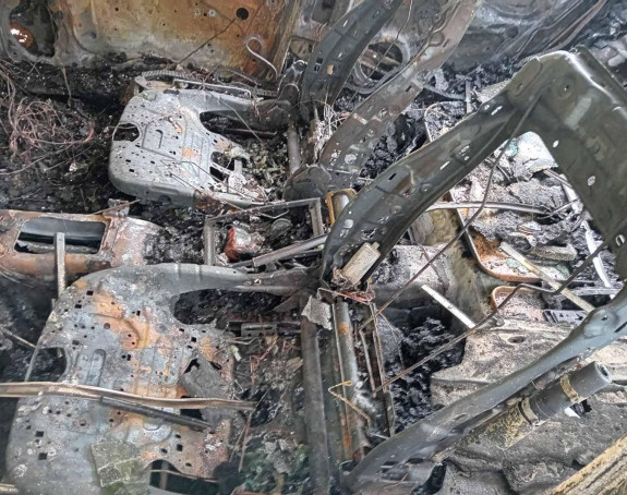 Još se čeka odgovor ko pali automobile poslanicima?