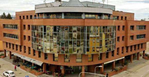 Nakon Džakule Tegeltija nastavio sa rasipanjem u UIO