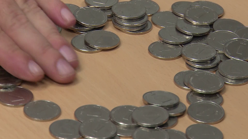 Колико радника у Српској има плату већу од 5.000 КМ