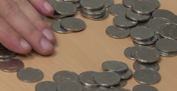 Колико радника у Српској има плату већу од 5.000 КМ