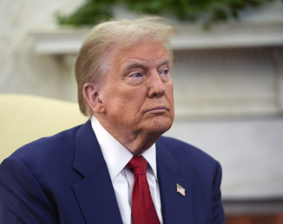 Tramp izdao naredbu nakon prijetnji Medvedeva