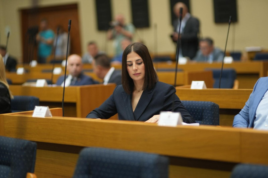 Kapitulacija Dodika: Trebalo je da ode ranije zbog kriminala