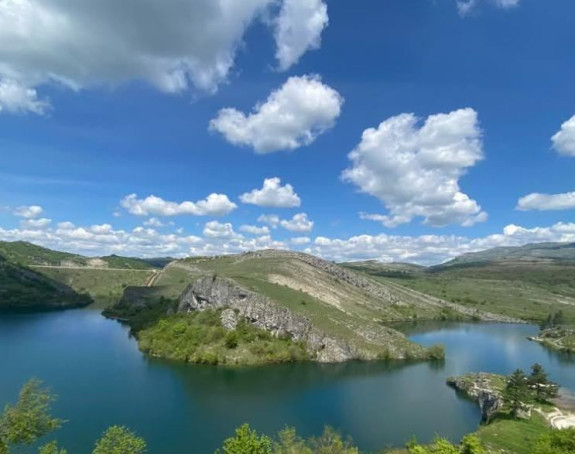 Pretežno sunčano vrijeme, poslije podne moguća kiša