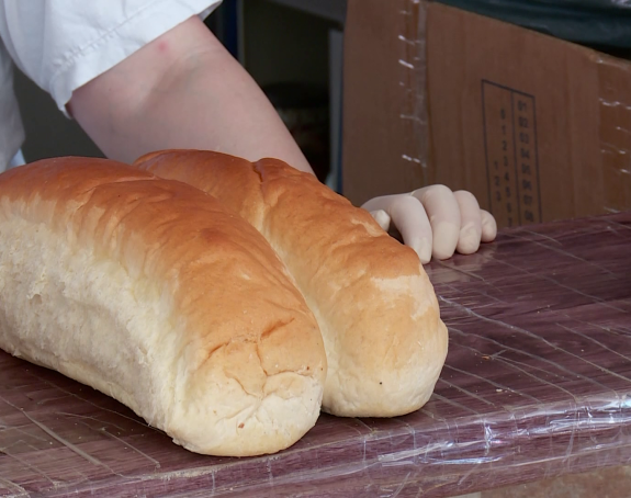 Смијешне цијене у ресторанима за политичаре, а народу...