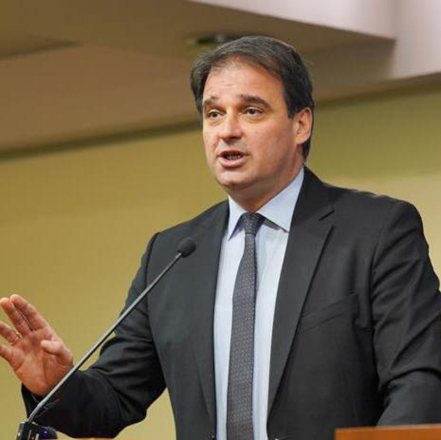 Dodik se povinovao odluci Suda, srpskom narodu ne treba nova radikalizacija i kriza