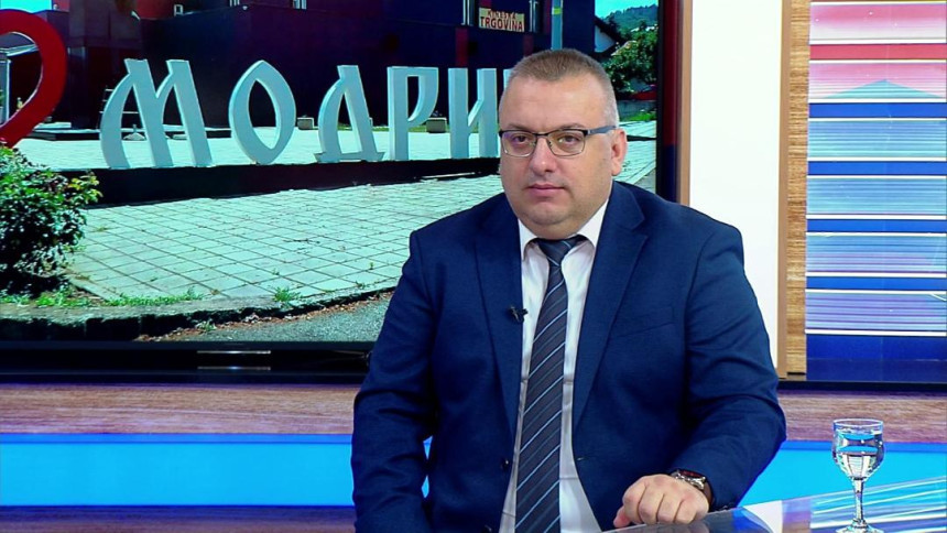 VD predsjednika SDS čeka poziv vlasti da bi zakazao Glavni odbor stranke