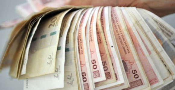 Gradiška: U smeću završila torba sa 8.500 KM!