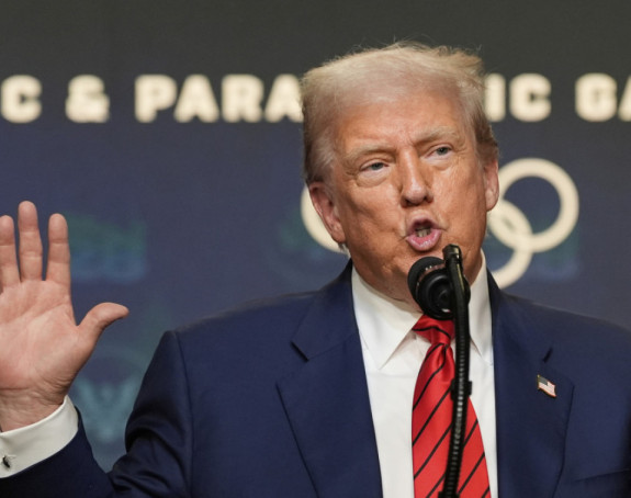 Tramp uvodi nove carine Indiji zbog ruske nafte