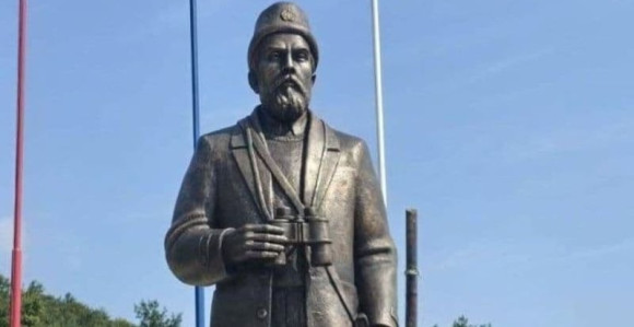 Postavljen spomenik komandantu Pavlu Đurišiću kod Berana