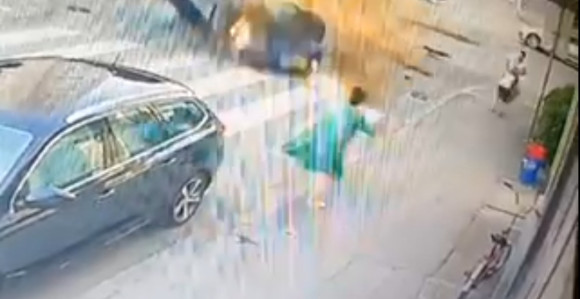 Objavljen snimak stravične saobraćajke u centru Banjaluke