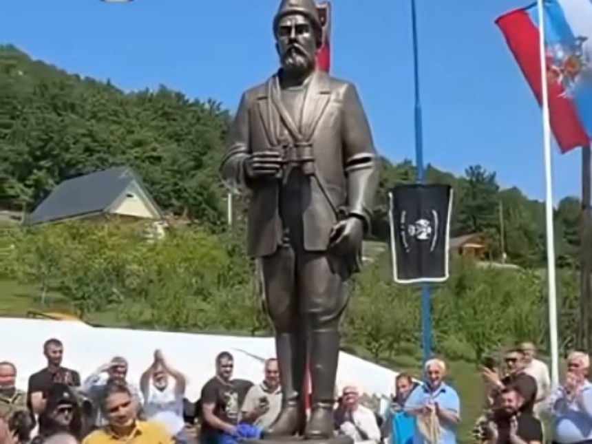 Određen pritvor zbog podizanja spomenika vojvodi Đurišiću