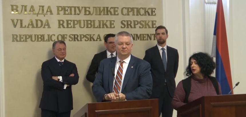 Građani plaćaju, a rezultata nema - Šta rade predstavništva?!