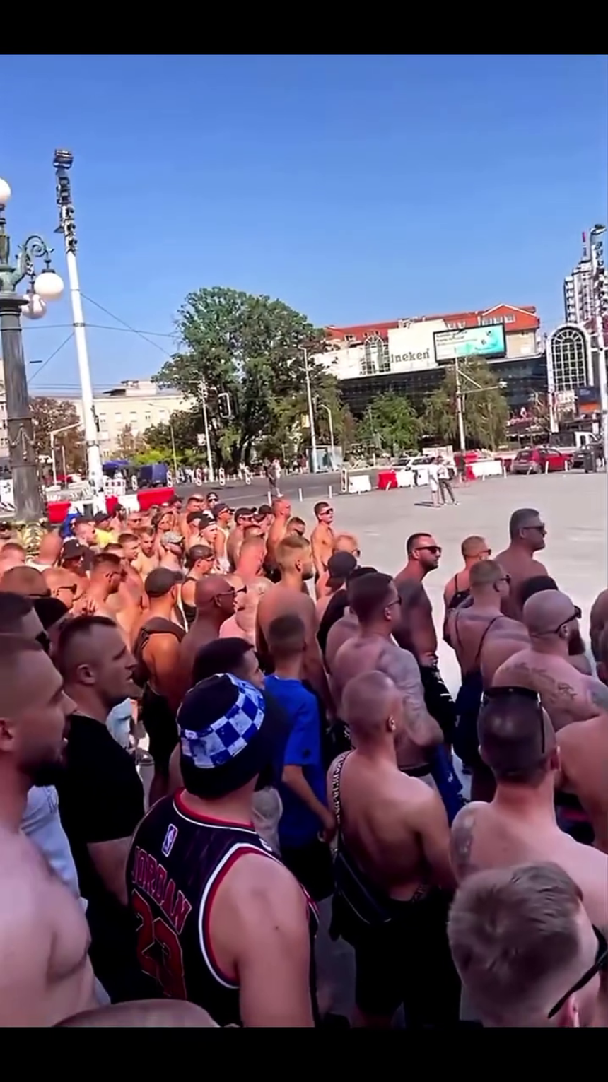 Navijači Leha divljali u centru Beograda (VIDEO)