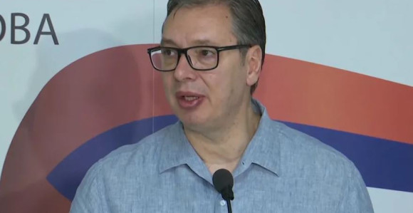 Vučić: Nekim čudom smo sačuvali mir, izbjegnuta je katastrofa
