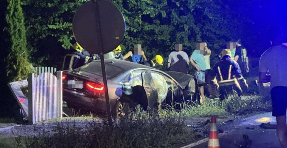 Teška nesreća kod Ugljevika, jedna osoba poginula