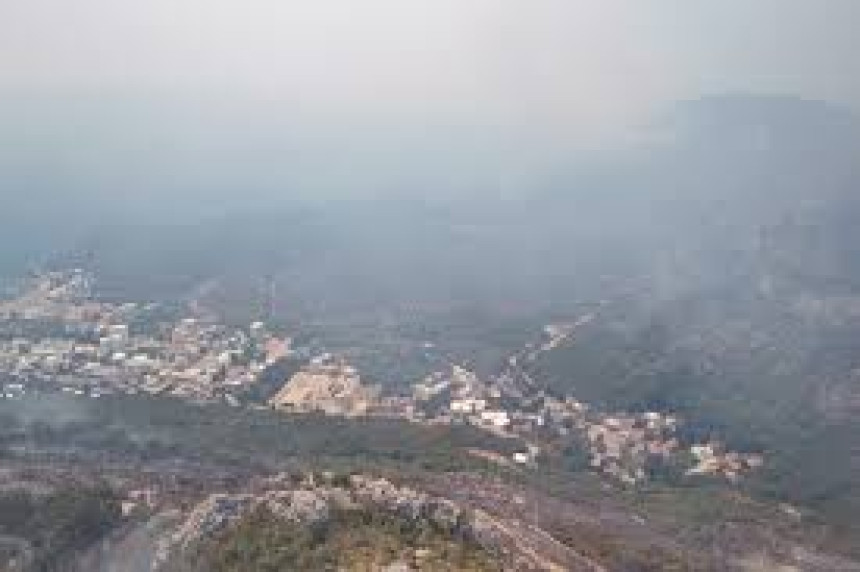 Požari i dalje aktivni širom Crne Gore, kritično u Podgorici