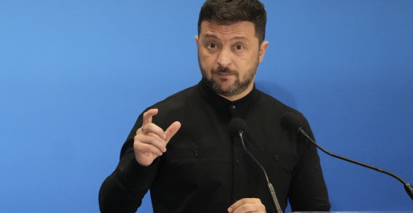 Zelenski: Rusija nastavlja napade uoči samita