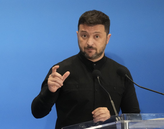 Zelenski: Rusija nastavlja napade uoči samita