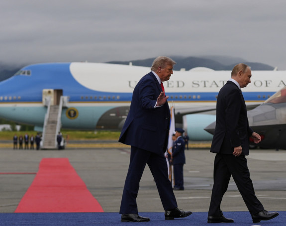 Tramp i Putin prije sastanka ignorisali pitanja novinara