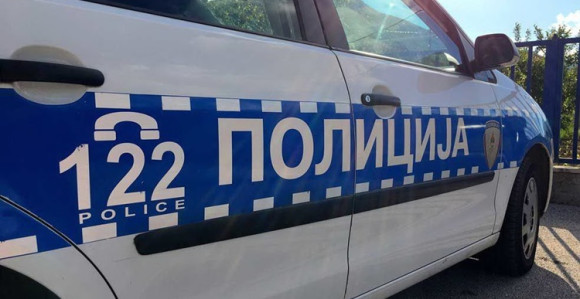 Pretres zbog krađe bankovne kartice, ukradeno 1.000 KM