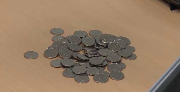 Pojeftinilo gorivo, ali ne i namirnice: Ko je zakazao?