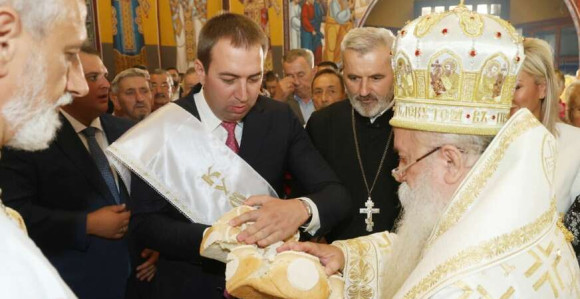 Vjera nas sabira, a tradicija daje snagu da opstanemo