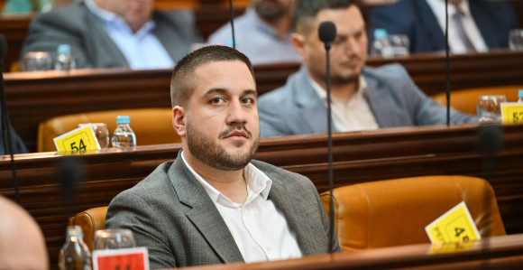 Nismo za licemjerstvo koje pokazuje skupštinska većina