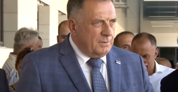 Dok je Dodiku politička sudbina neizvjesna, on po ko zna koji put obećava puteve u Hercegovini