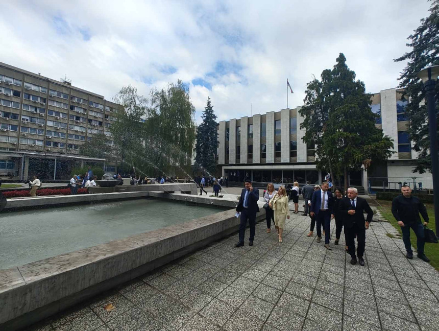 Dojava o bombi u Narodnoj skupštini Republike Srpske